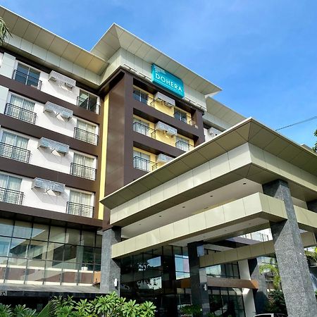 Dohera Hotel Cebu Stadt Exterior foto